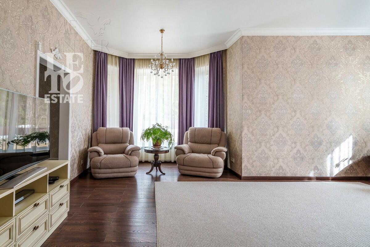 2-этажный коттедж 310.2 м² с отделкой