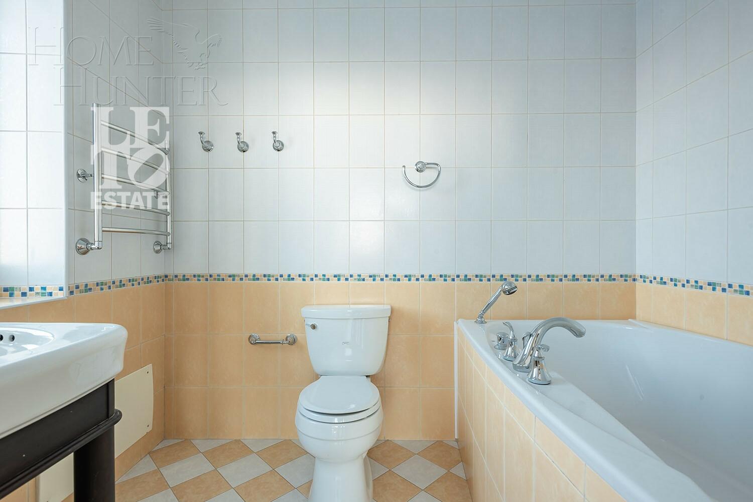 2-этажный коттедж 479.7 м² с отделкой