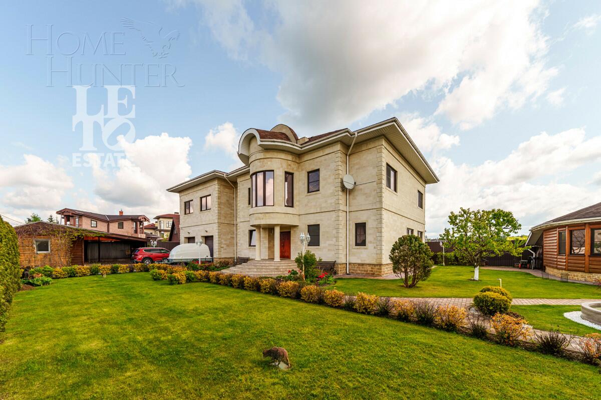 2-этажный коттедж 529.6 м² с отделкой