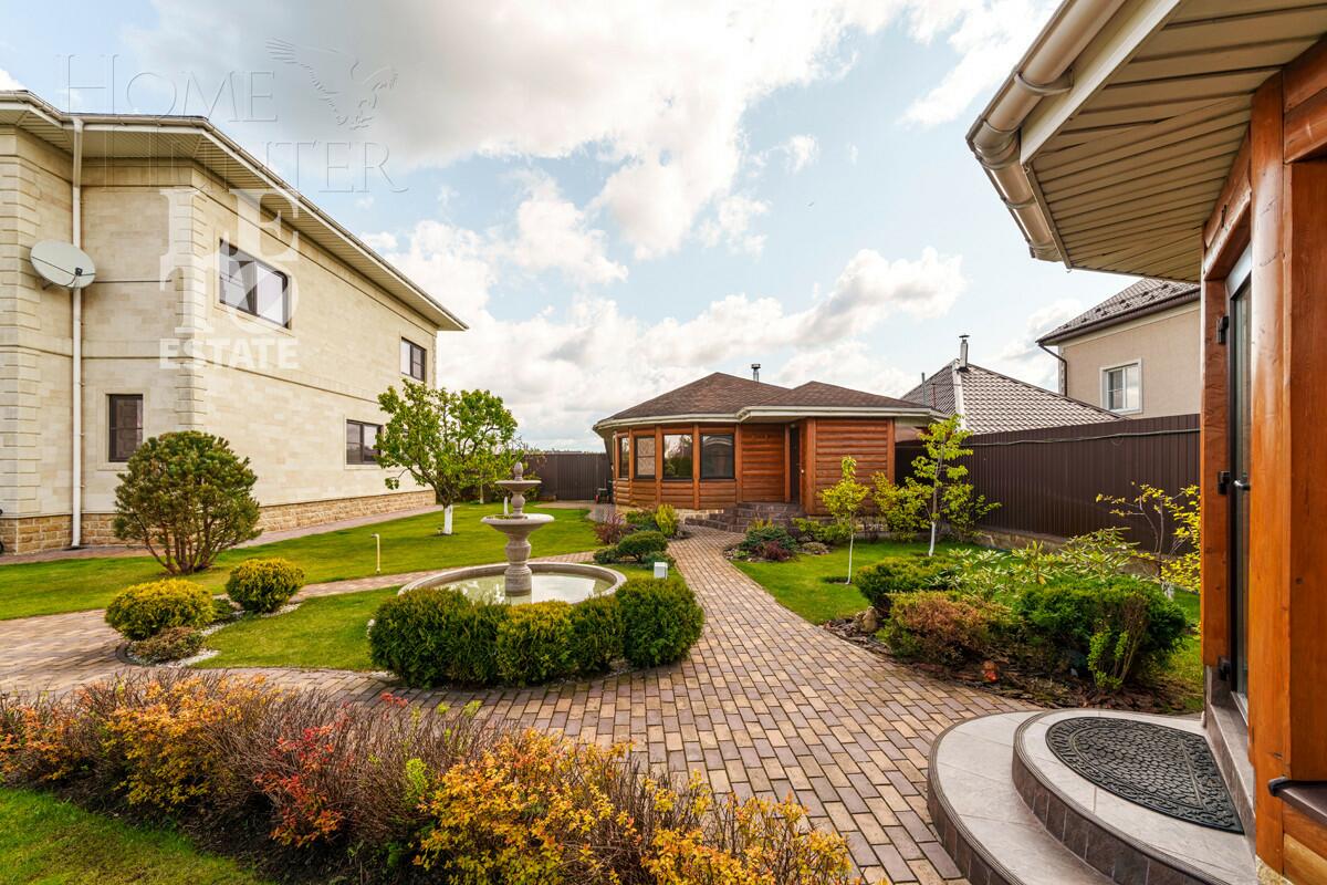 2-этажный коттедж 529.6 м² с отделкой