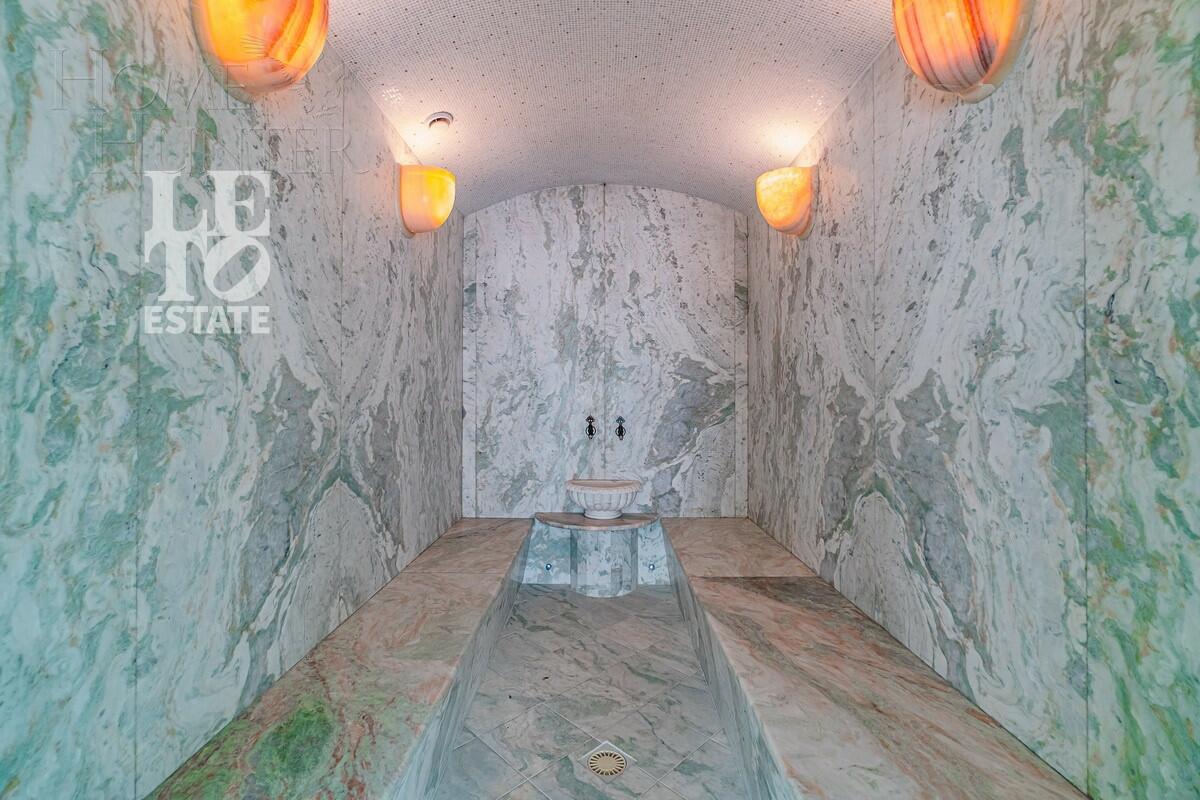 3-этажный коттедж 692.6 м² с отделкой