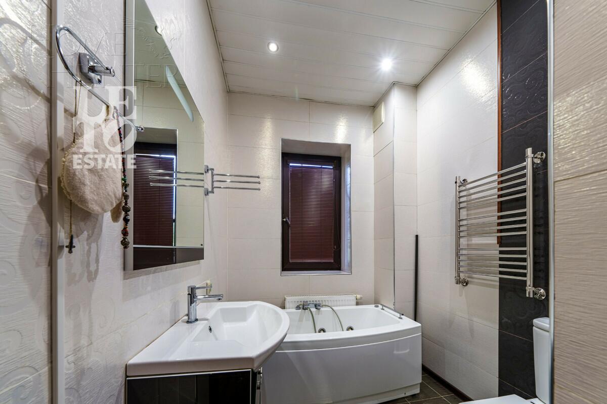 2-этажный коттедж 529.6 м² с отделкой