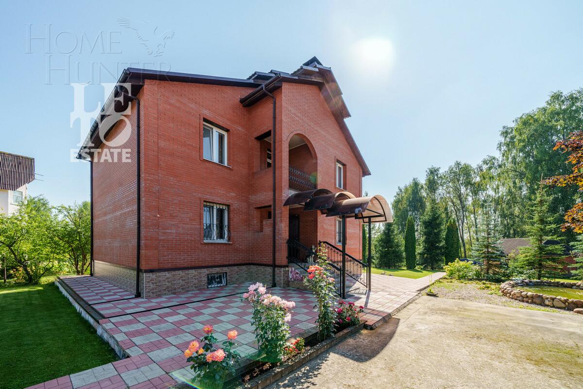 2-этажный коттедж 330 м² с отделкой