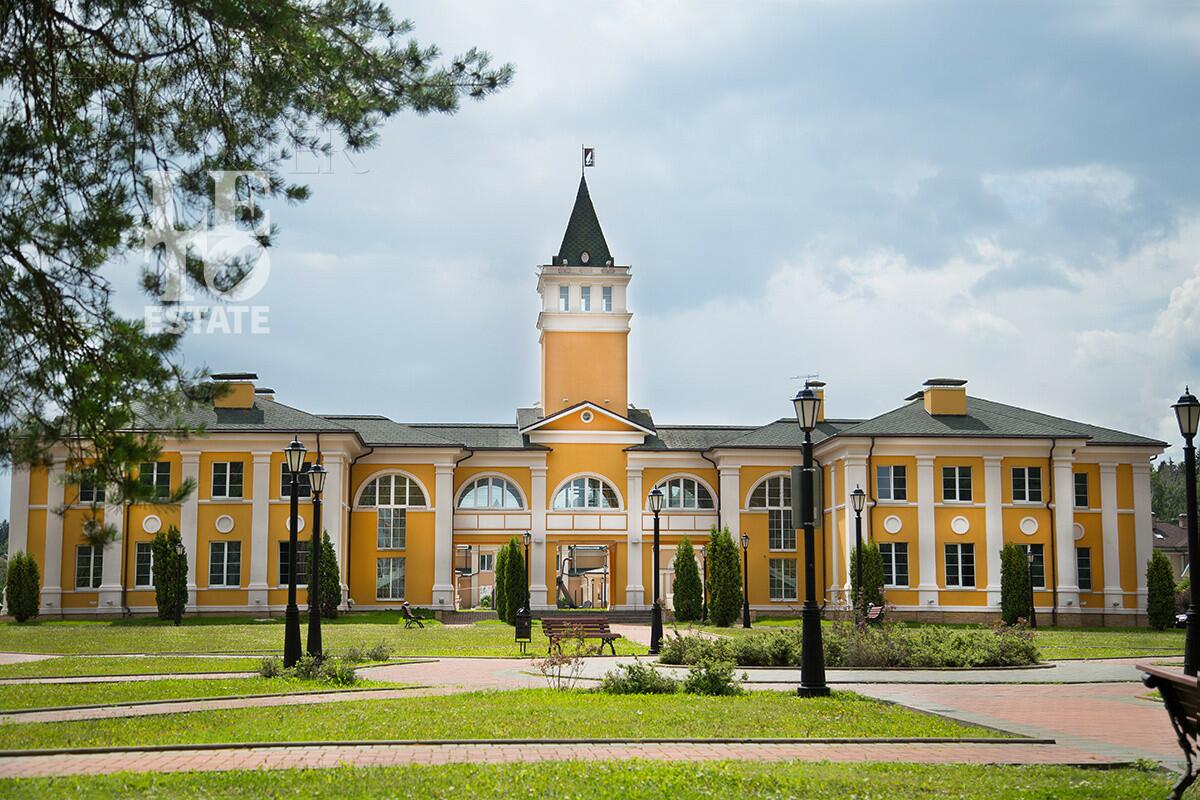 2-этажный коттедж 1 200 м² с отделкой