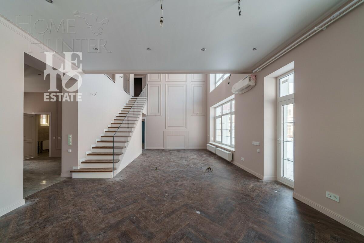 2-этажный коттедж 245.3 м² с отделкой