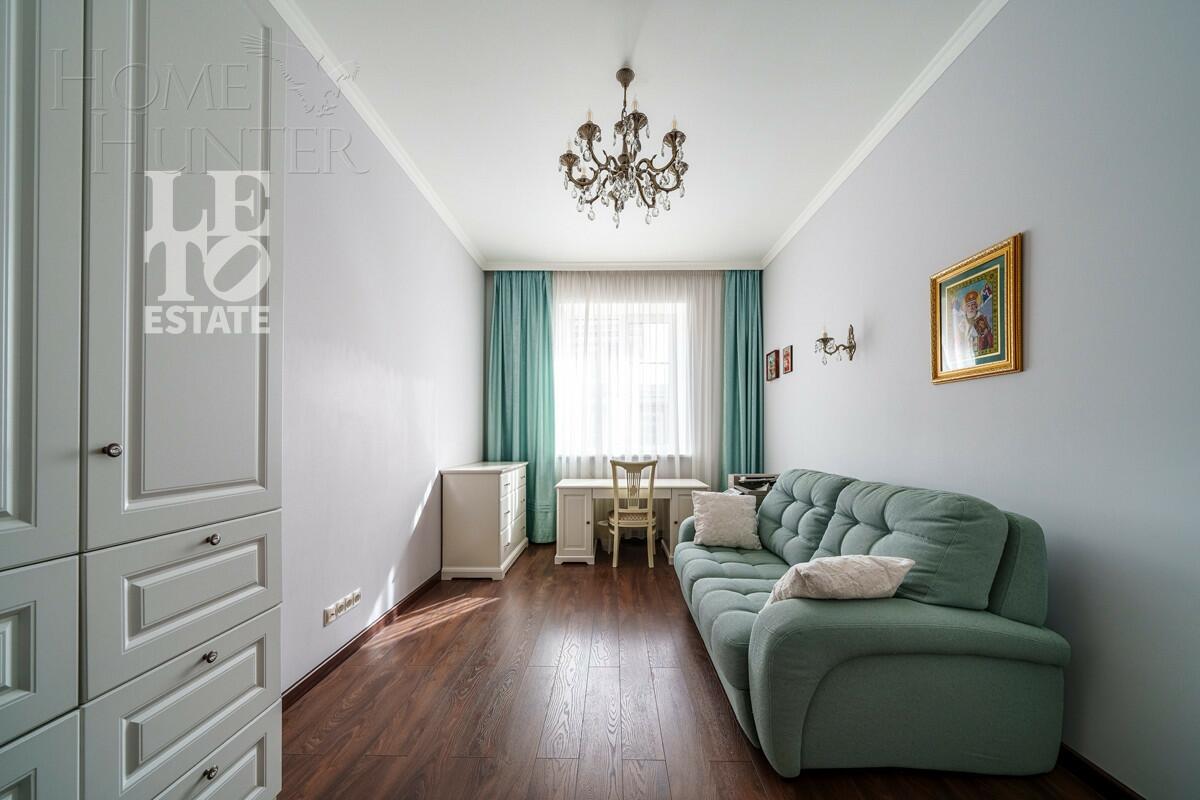 2-этажный коттедж 310.2 м² с отделкой