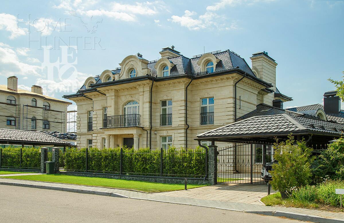 2-этажный коттедж 1 200 м² с отделкой