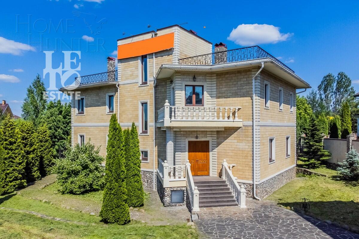 2-этажный коттедж 479.7 м² с отделкой