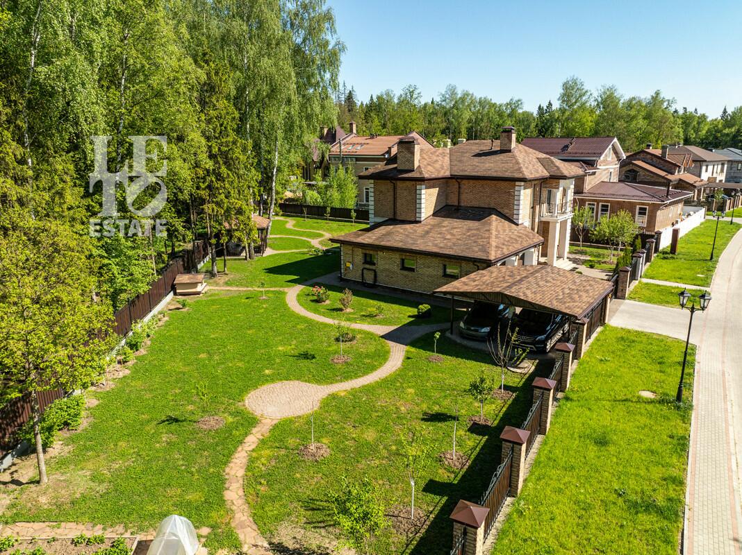 2-этажный коттедж 310.2 м² с отделкой