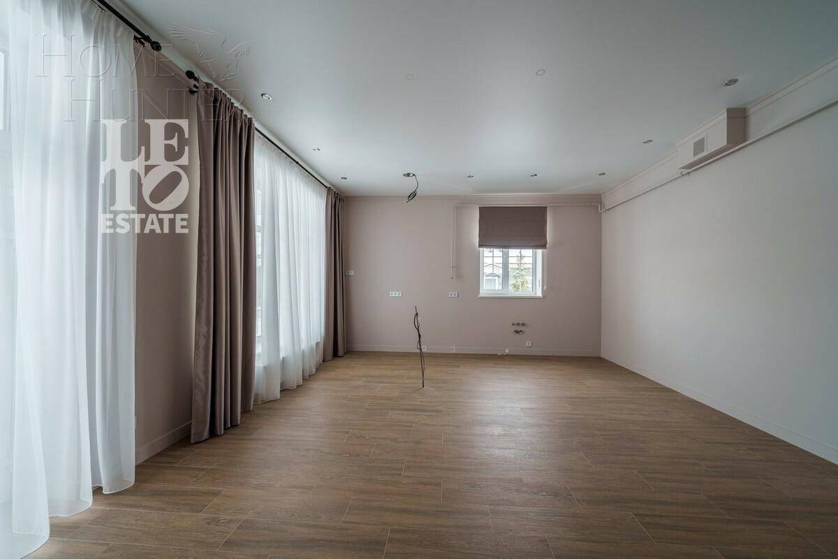 2-этажный коттедж 287.1 м² с отделкой