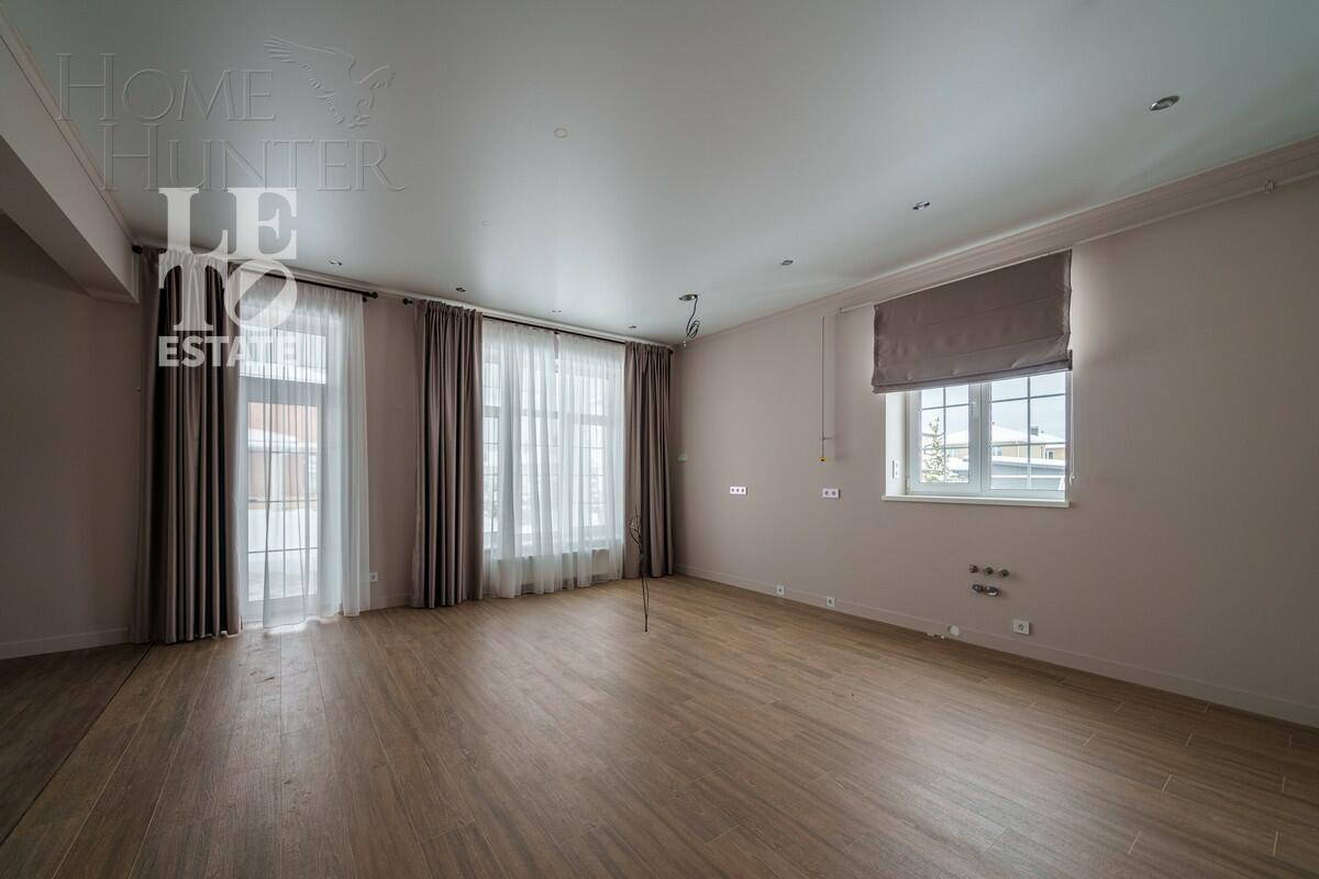 2-этажный коттедж 287.1 м² с отделкой