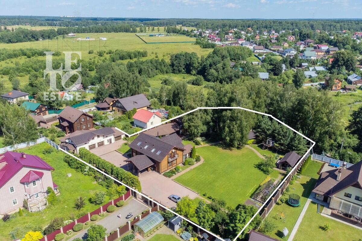 2-этажный коттедж 680 м² с отделкой