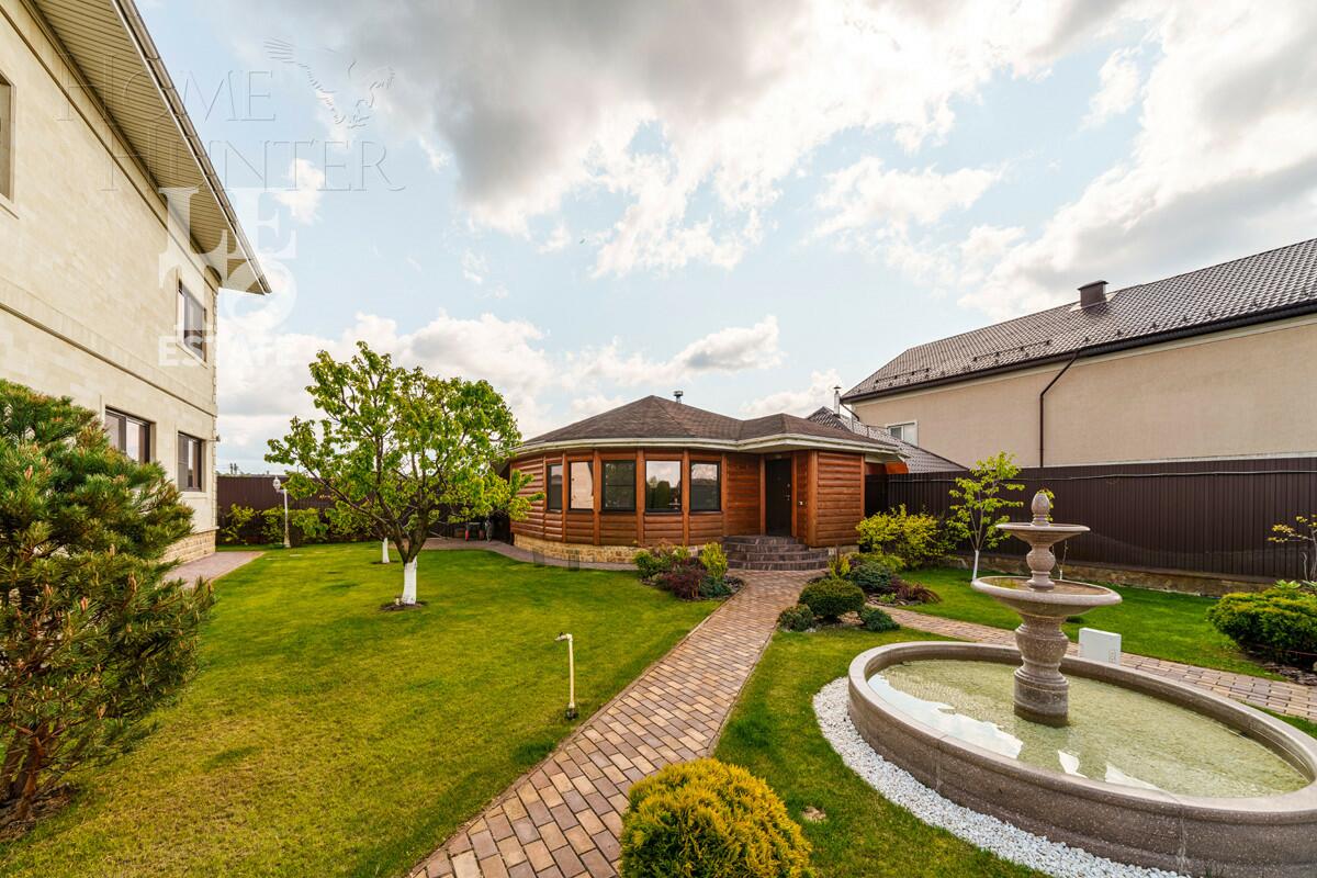 2-этажный коттедж 529.6 м² с отделкой