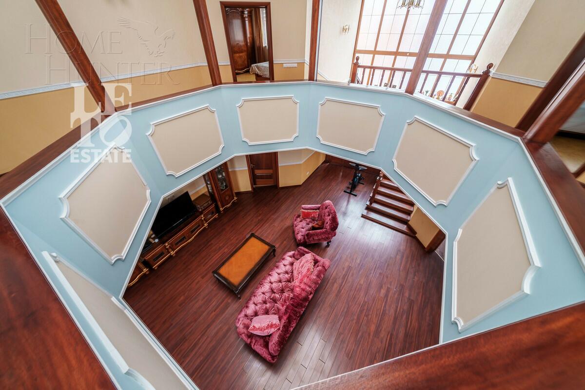 2-этажный коттедж 553.8 м² с отделкой