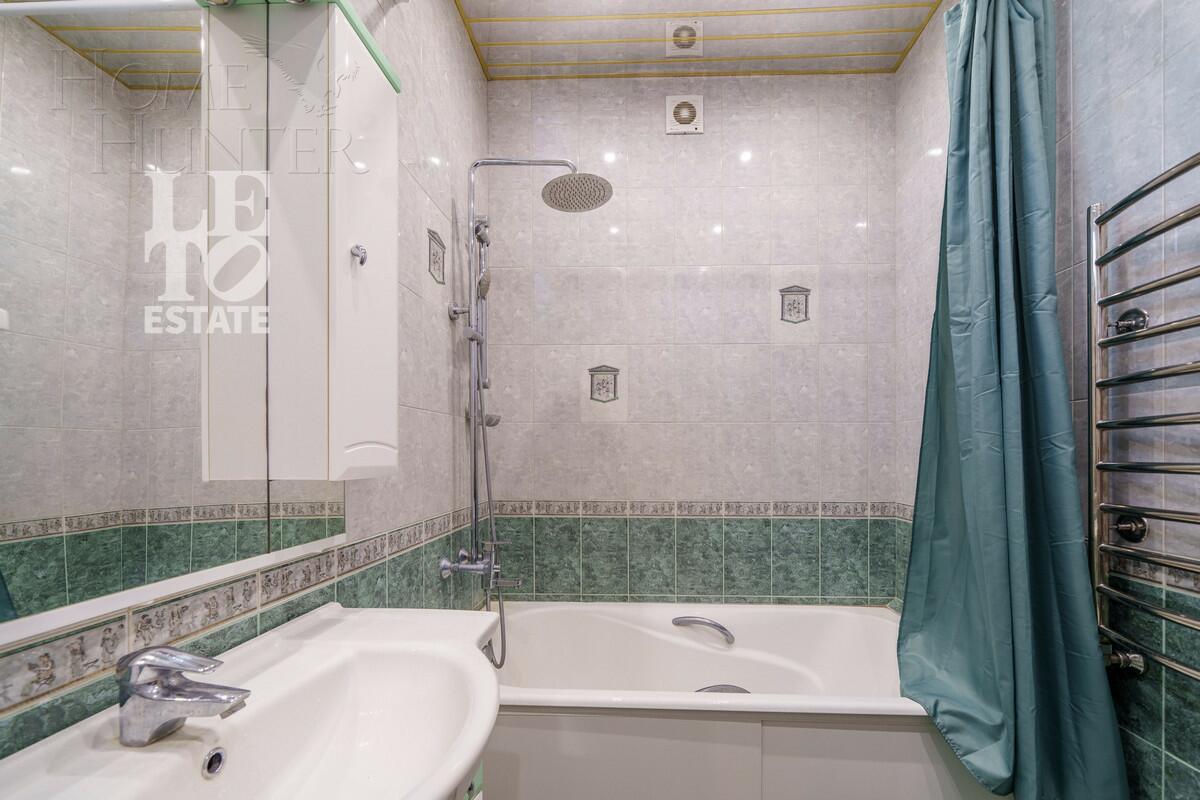 2-этажный коттедж 330 м² с отделкой