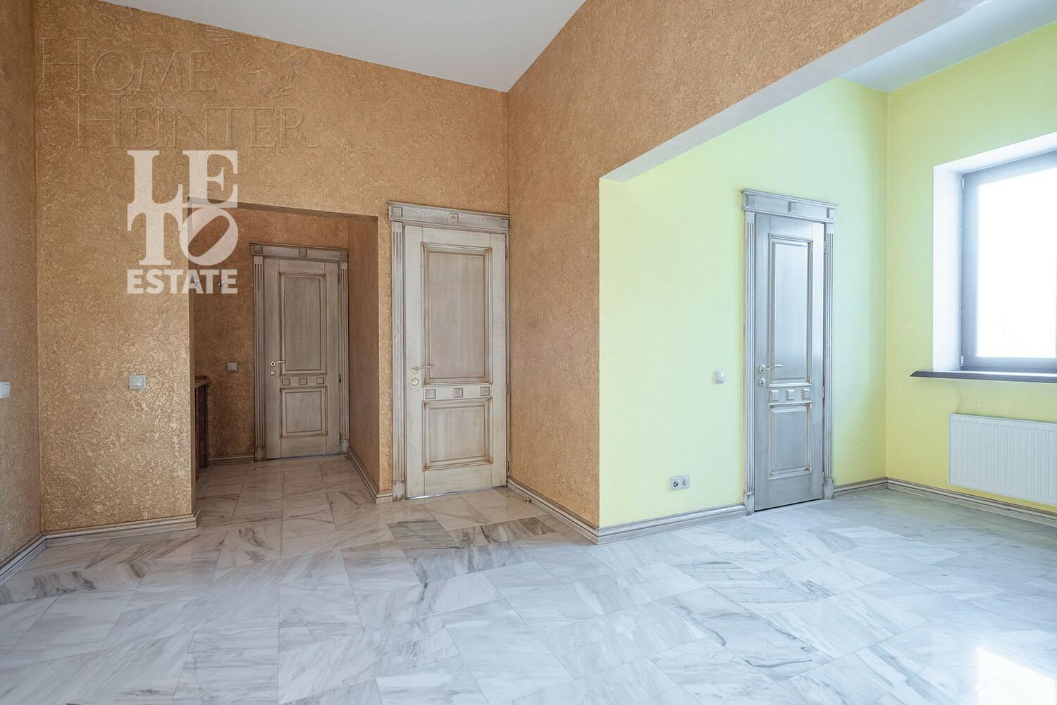 2-этажный коттедж 479.7 м² с отделкой