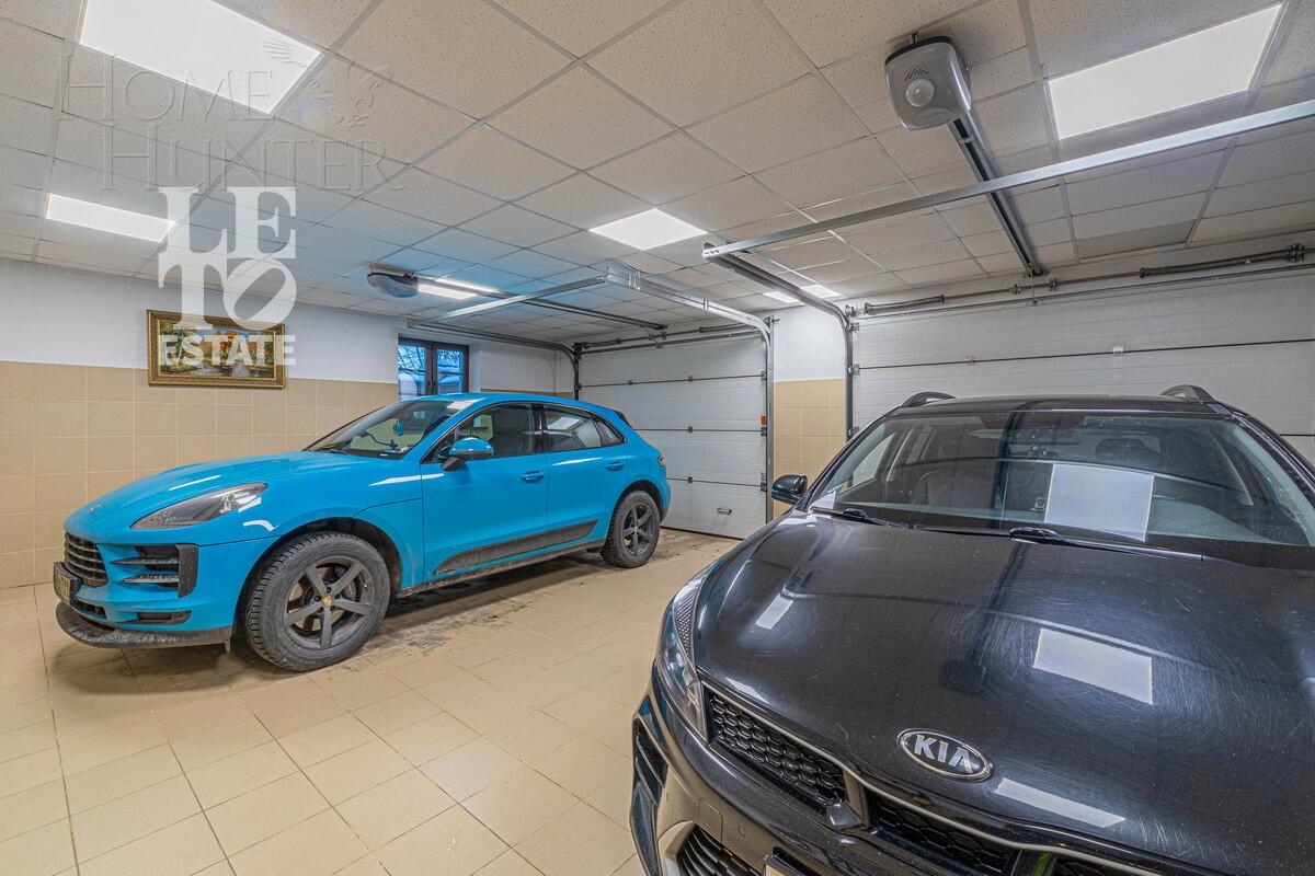 2-этажный коттедж 1 218 м² с отделкой