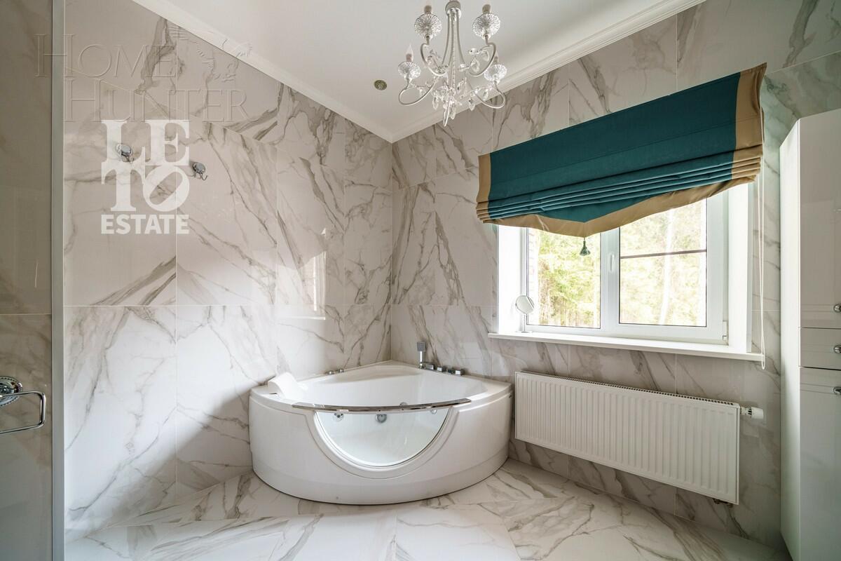 2-этажный коттедж 310.2 м² с отделкой