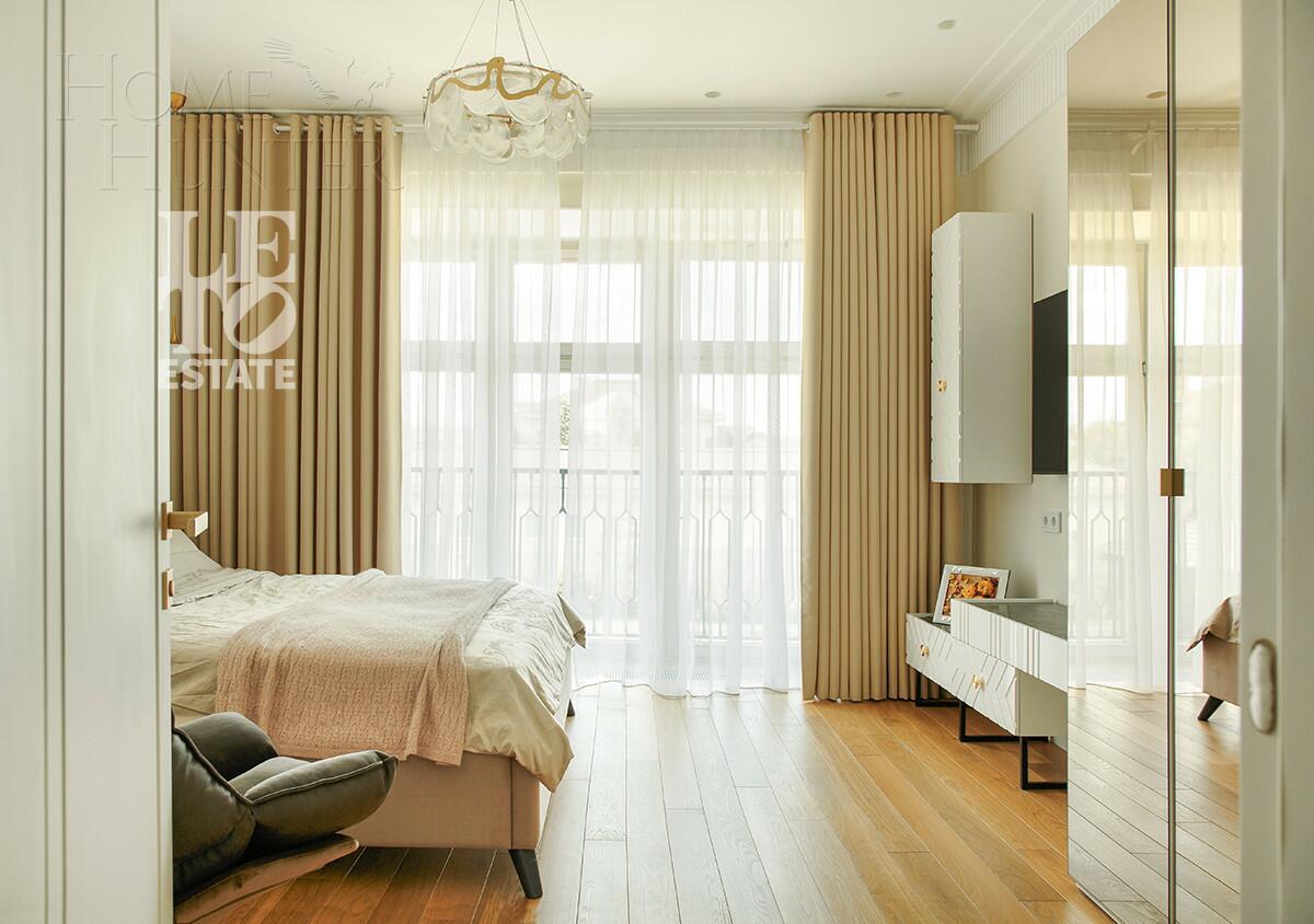 2-этажный коттедж 1 200 м² с отделкой