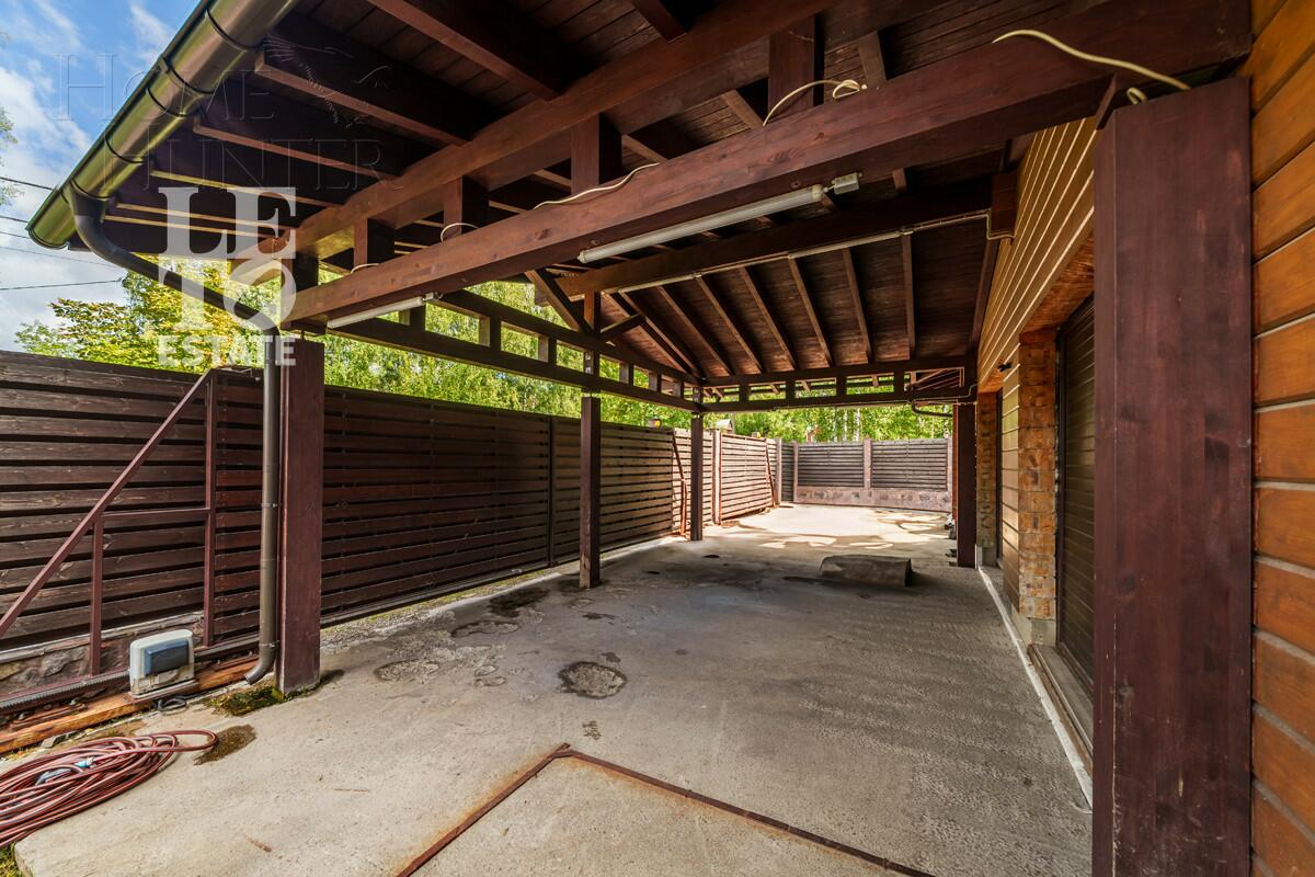 2-этажный коттедж 600 м² с отделкой