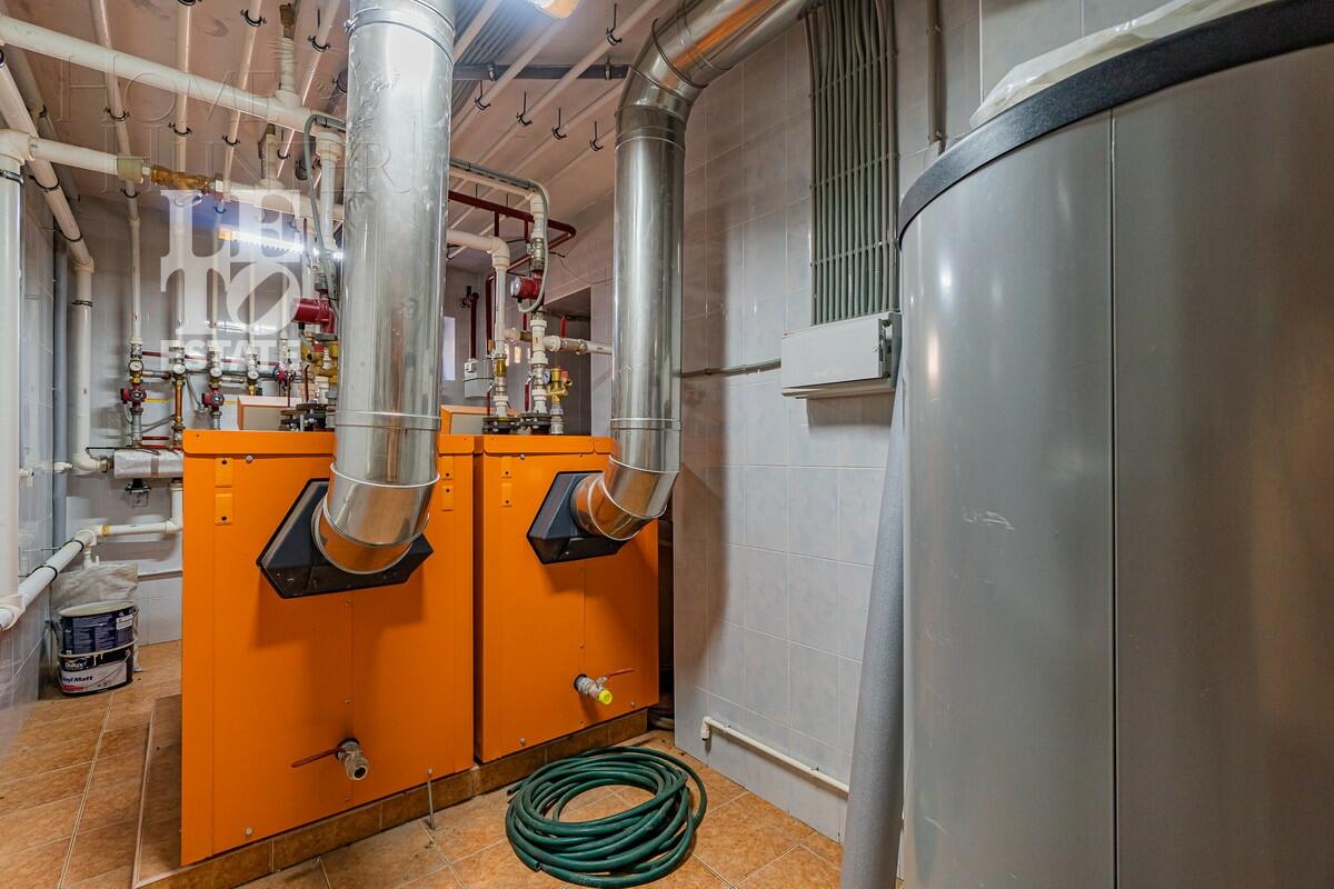 3-этажный коттедж 692.6 м² с отделкой