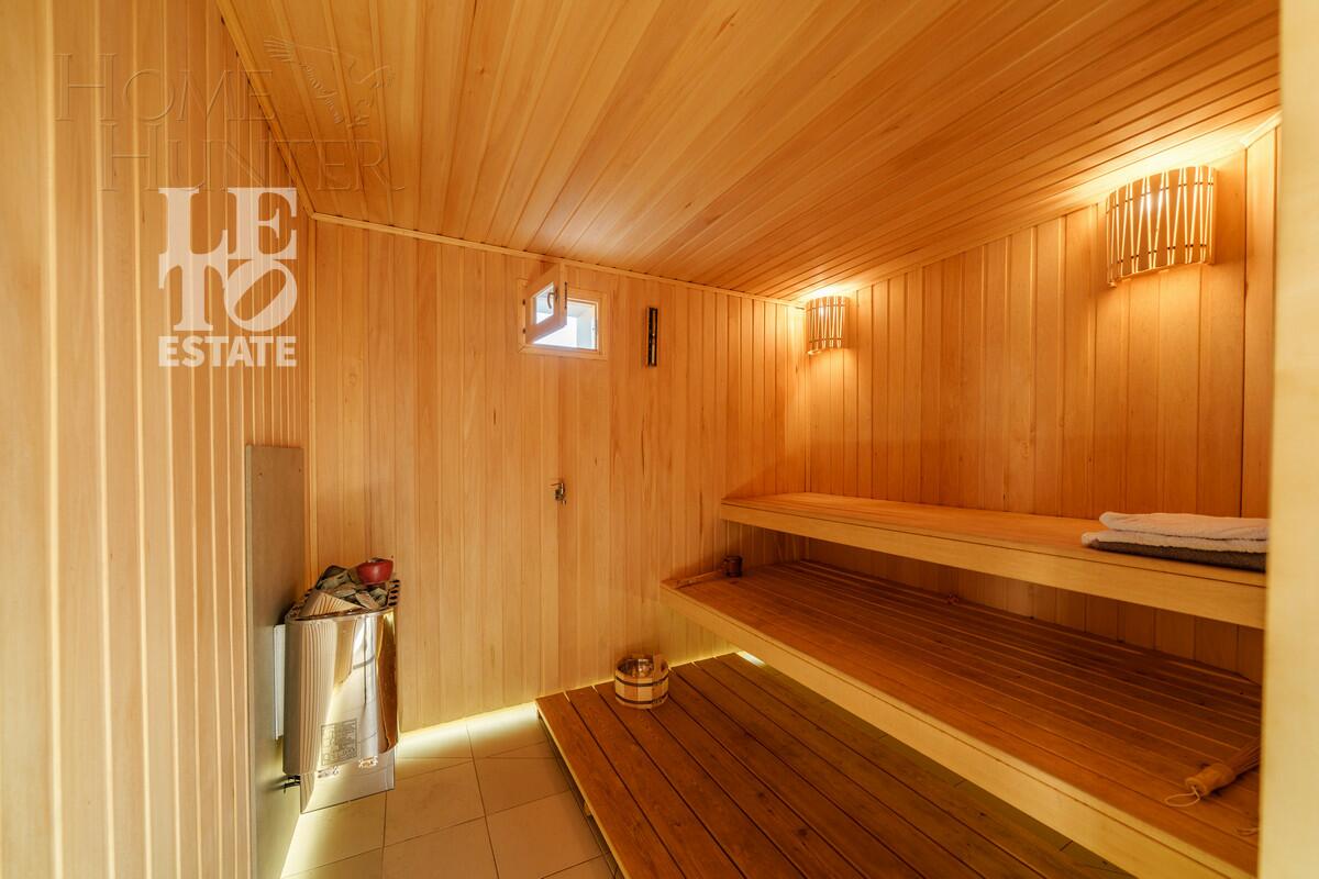 2-этажный коттедж 244 м² с отделкой