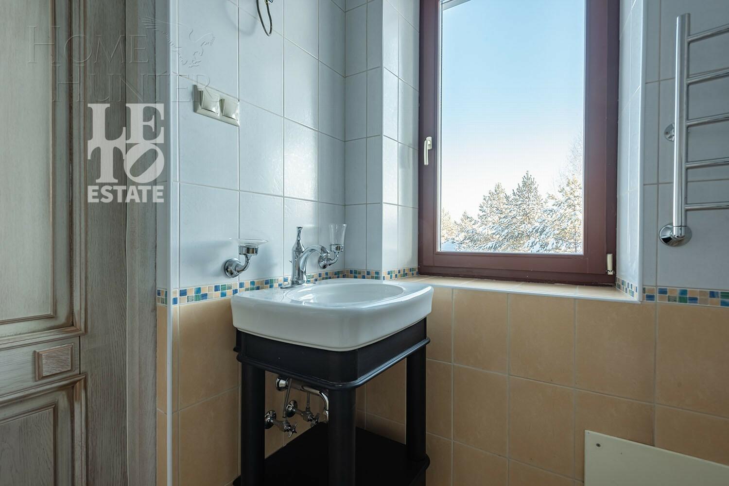 2-этажный коттедж 479.7 м² с отделкой