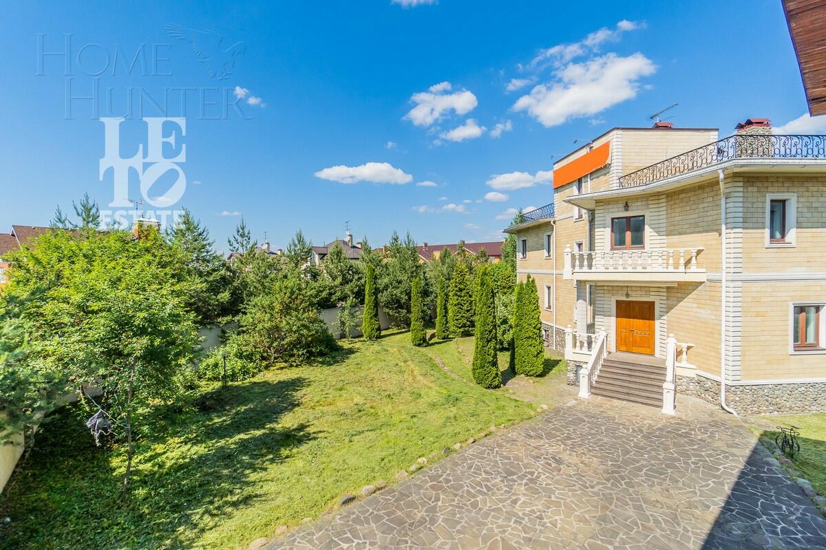 2-этажный коттедж 479.7 м² с отделкой