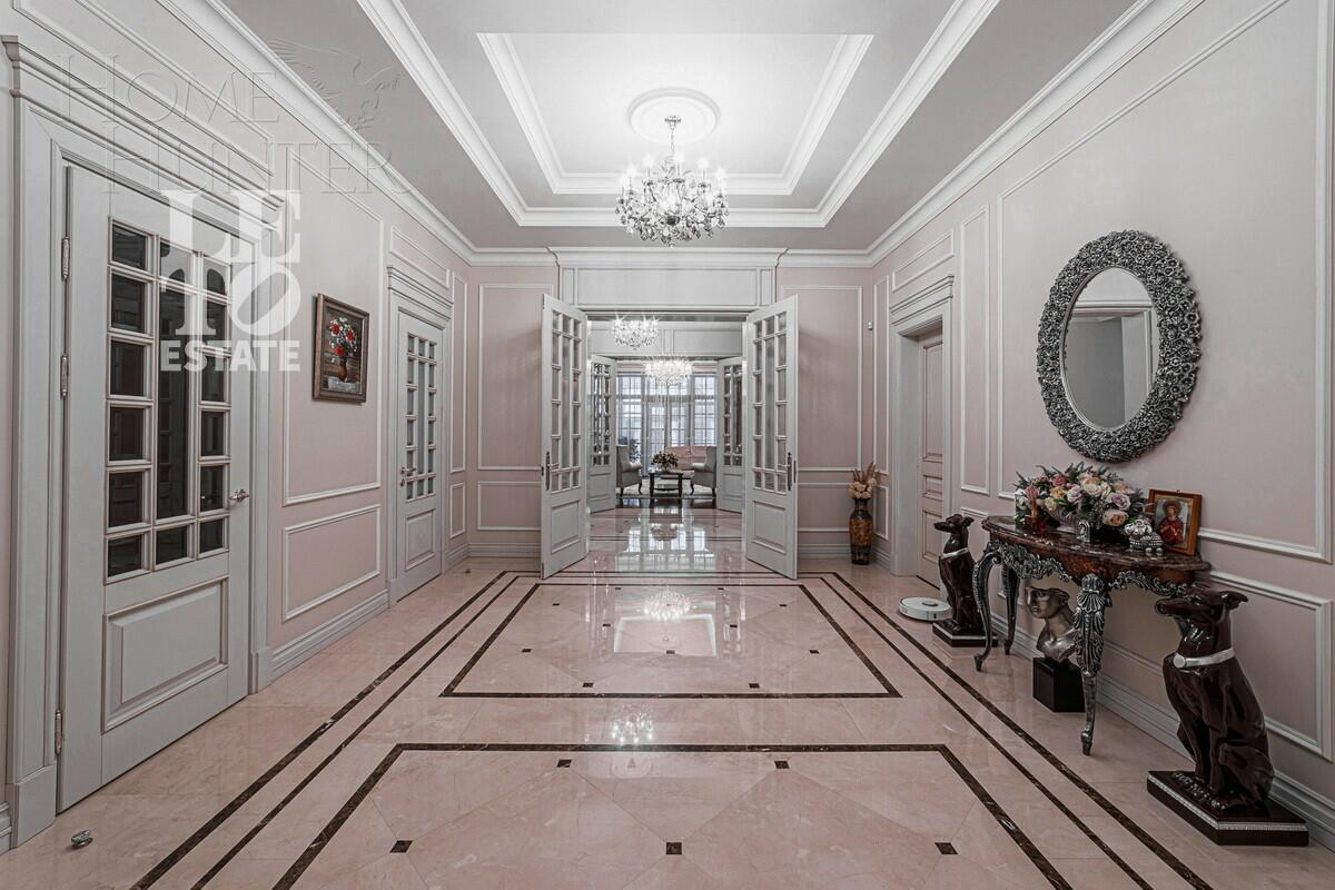 2-этажный коттедж 1 218 м² с отделкой