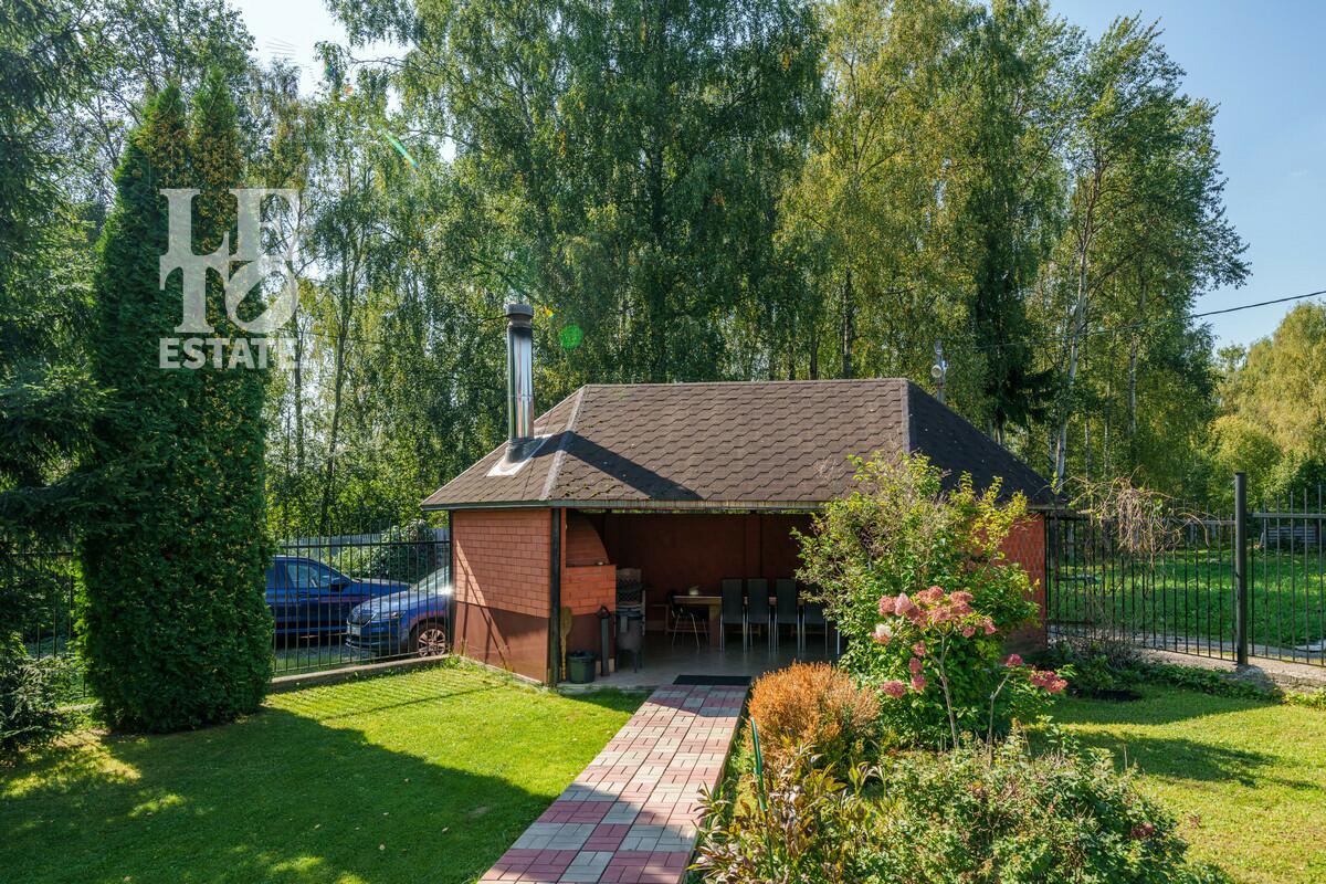 2-этажный коттедж 330 м² с отделкой