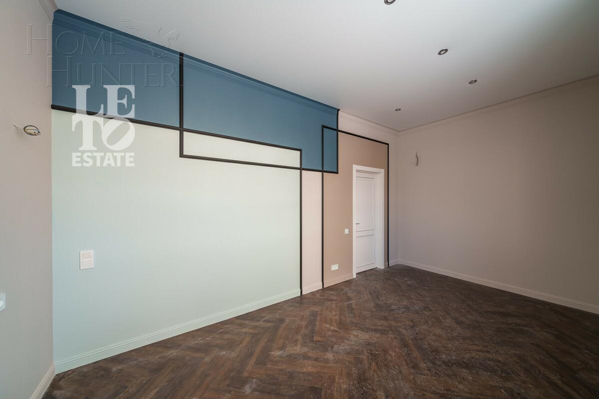 2-этажный коттедж 245.3 м² с отделкой