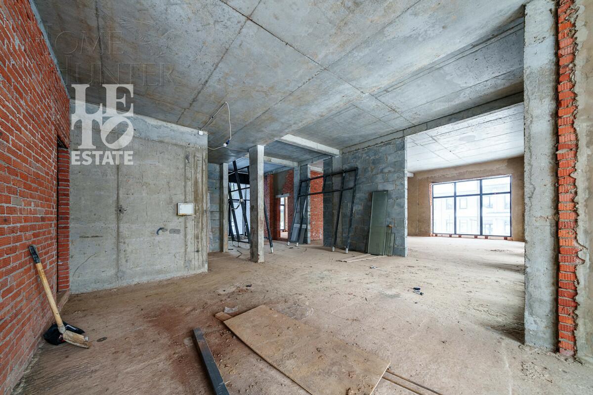 2-этажный коттедж 691.4 м² без отделки