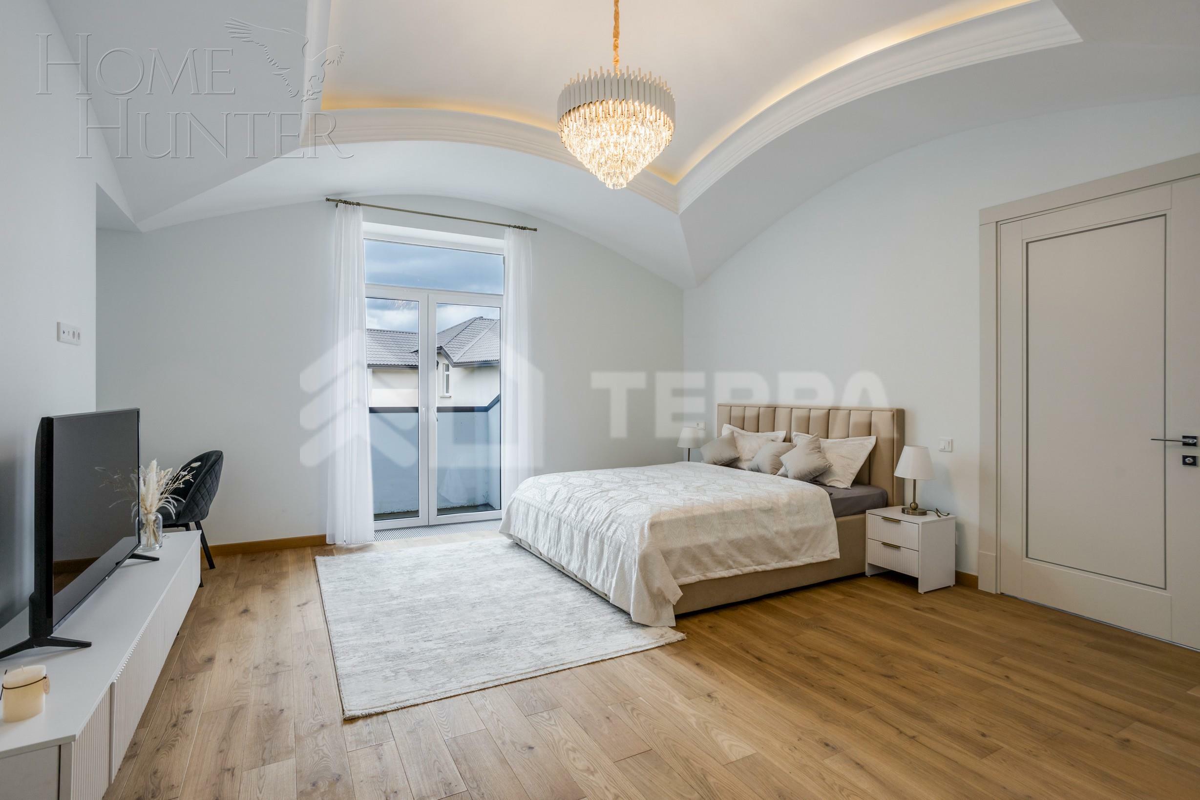 2-этажный коттедж 400 м² с отделкой