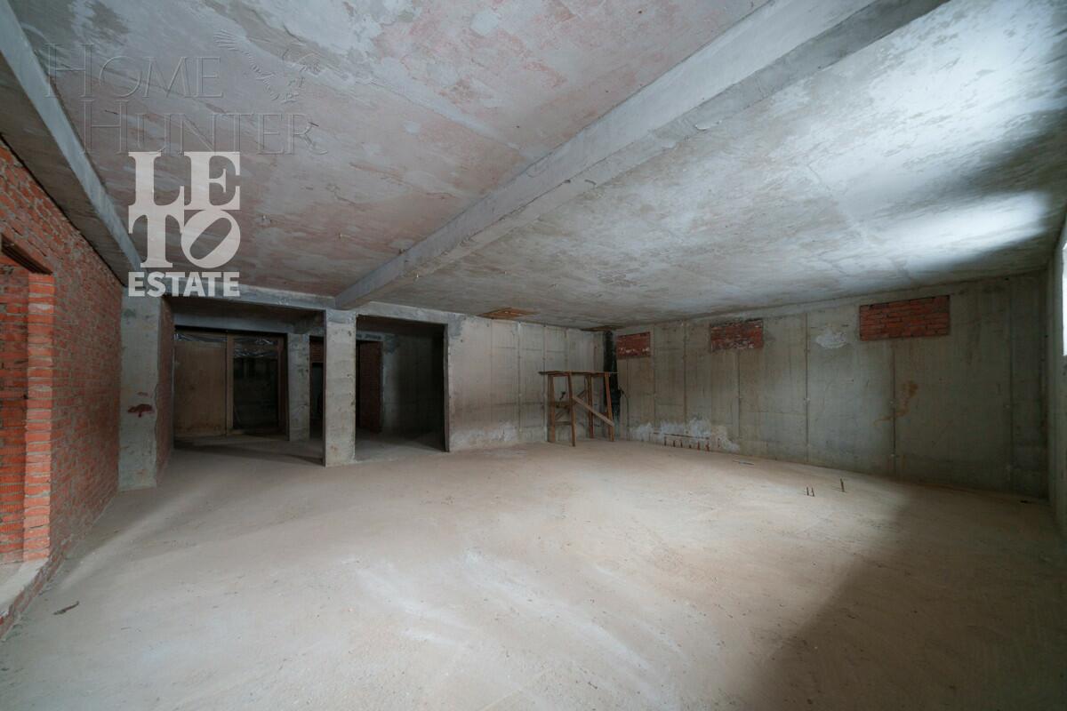 2-этажный коттедж 691.4 м² без отделки