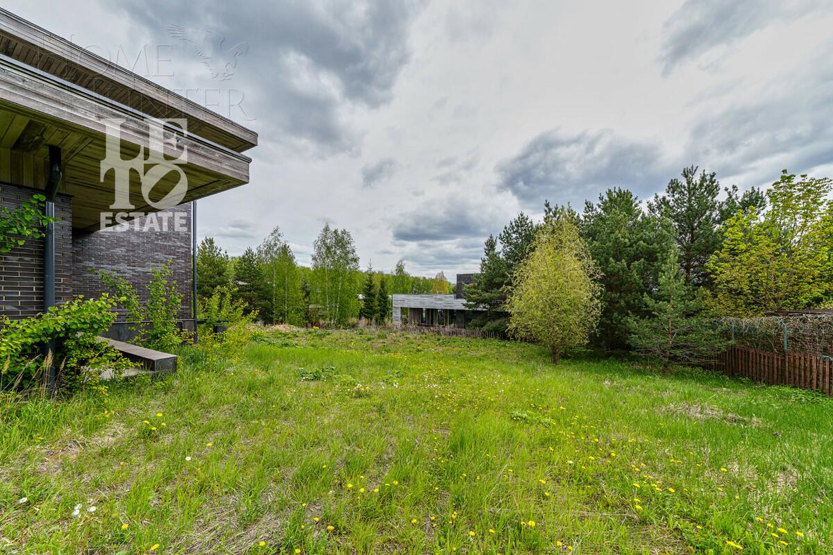 2-этажный коттедж 691.4 м² без отделки