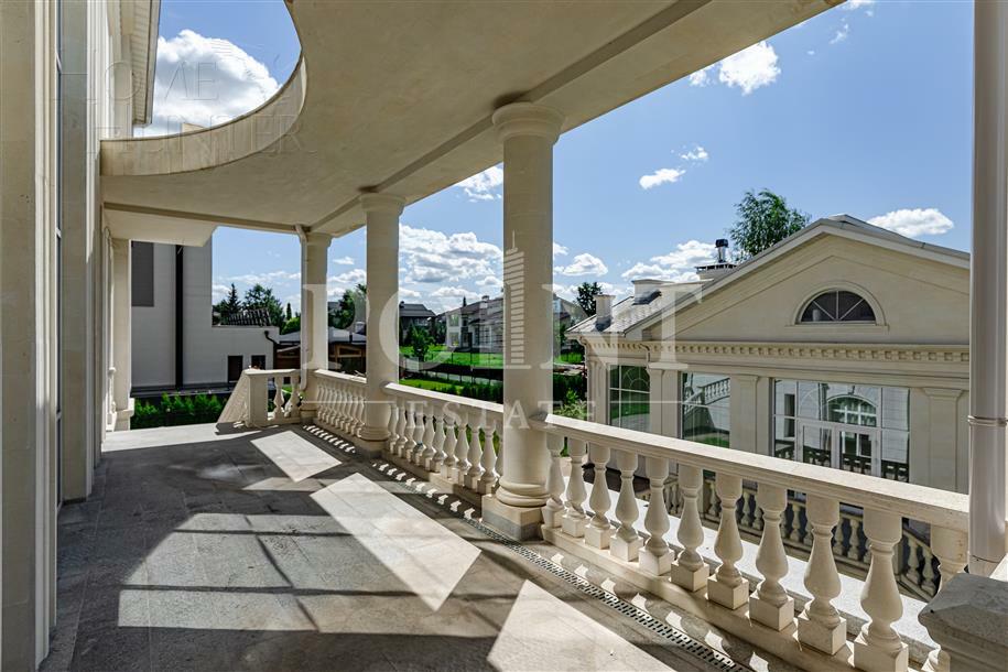 3-этажный коттедж 1 532 м² без отделки