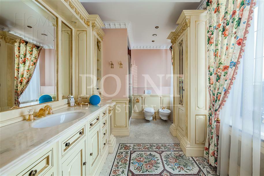 2-этажный коттедж 650 м² с отделкой