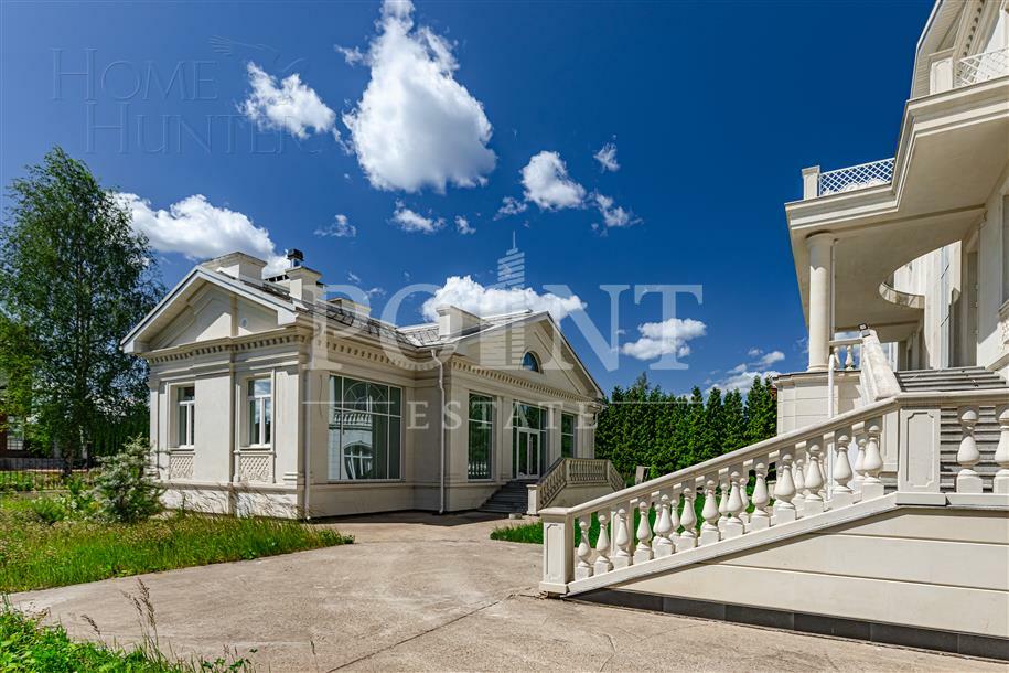 3-этажный коттедж 1 532 м² без отделки