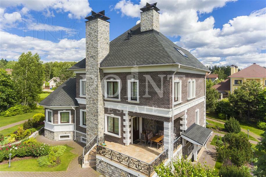 2-этажный коттедж 650 м² с отделкой