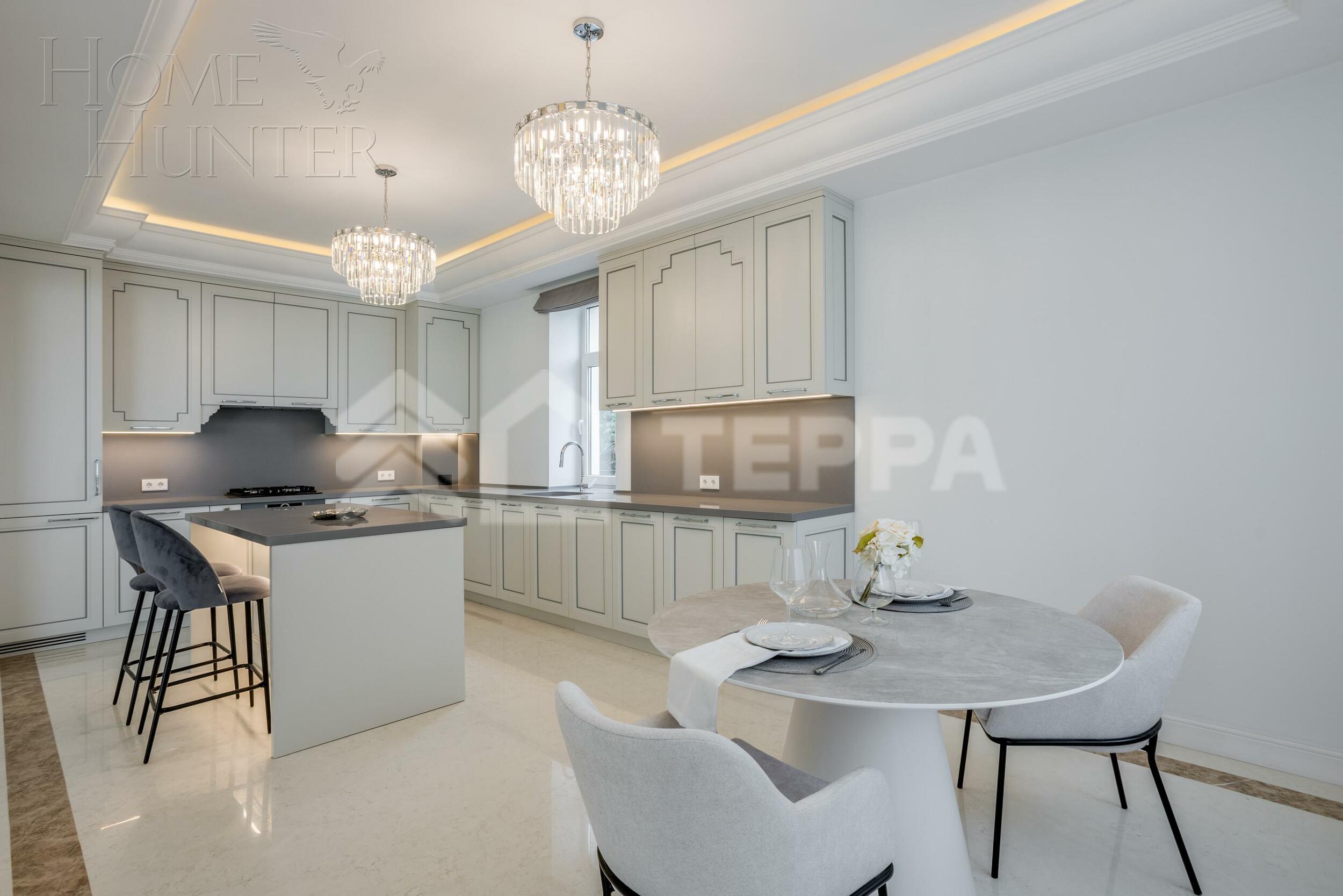 2-этажный коттедж 400 м² с отделкой