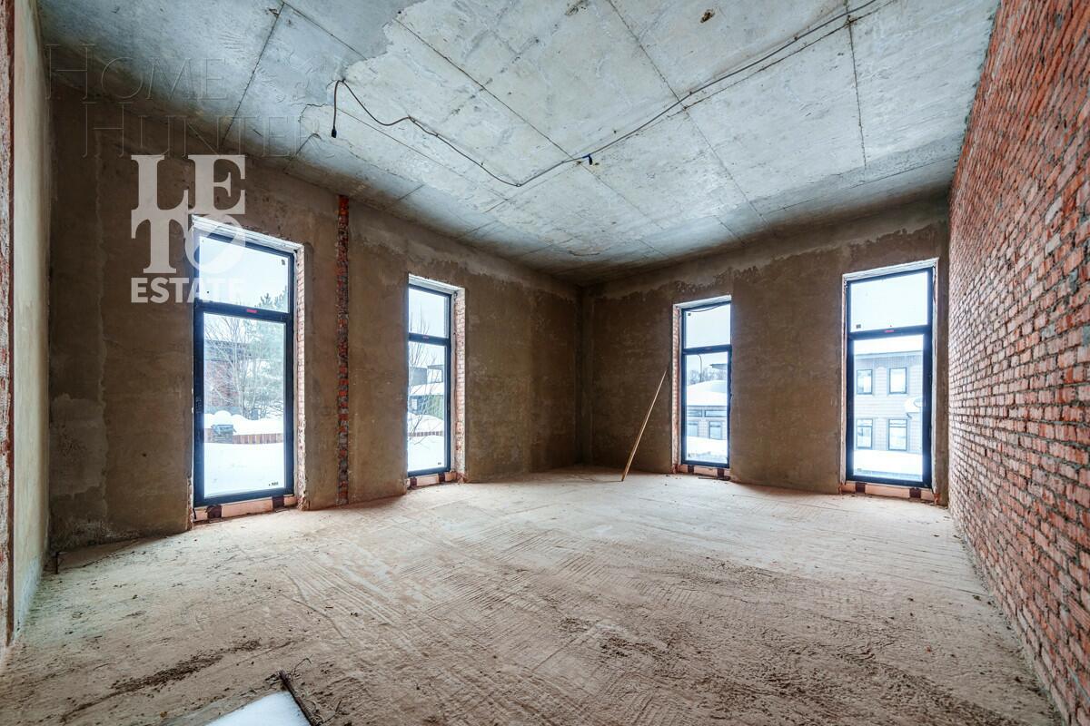 2-этажный коттедж 691.4 м² без отделки