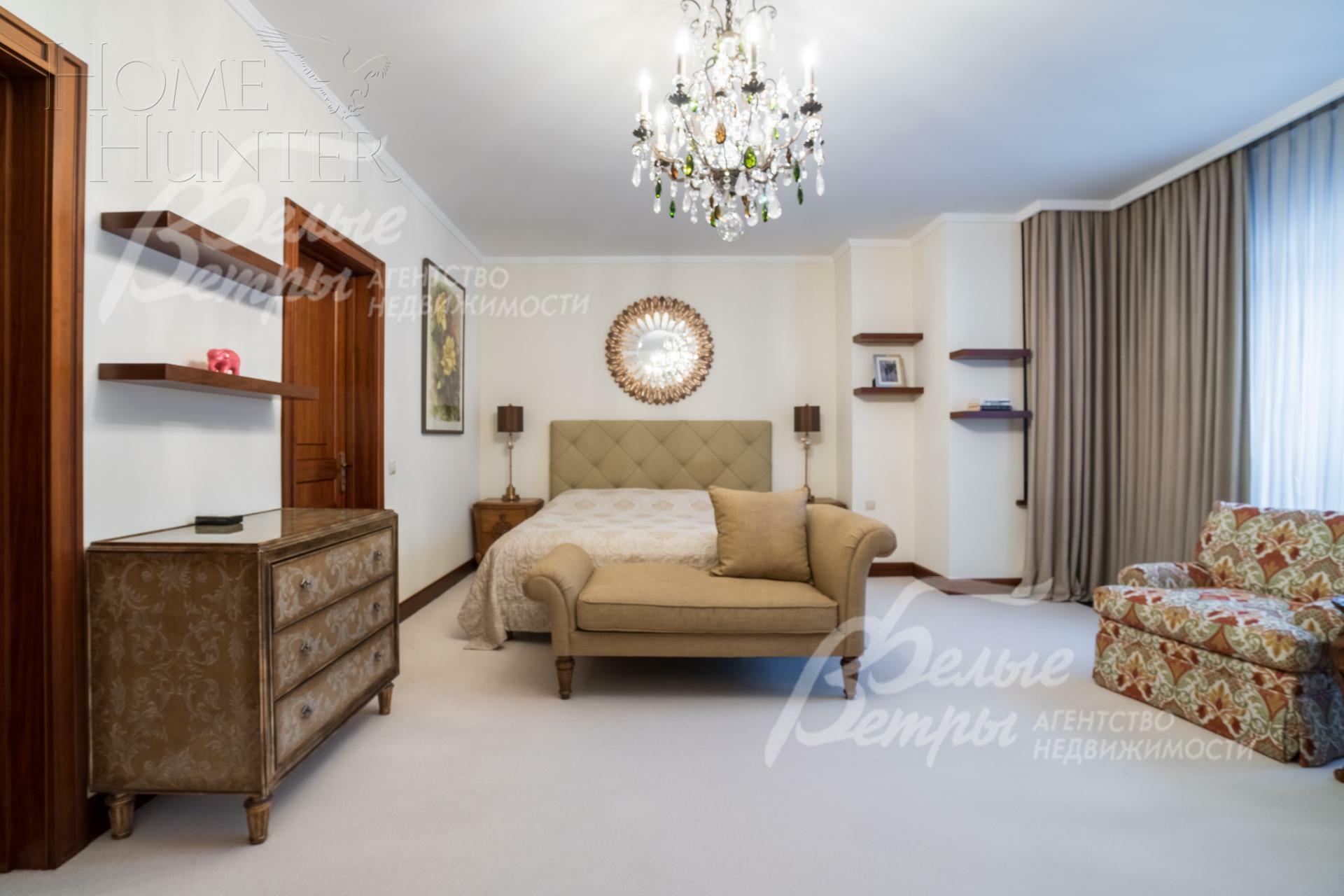 2-этажный коттедж 2 200 м² с отделкой