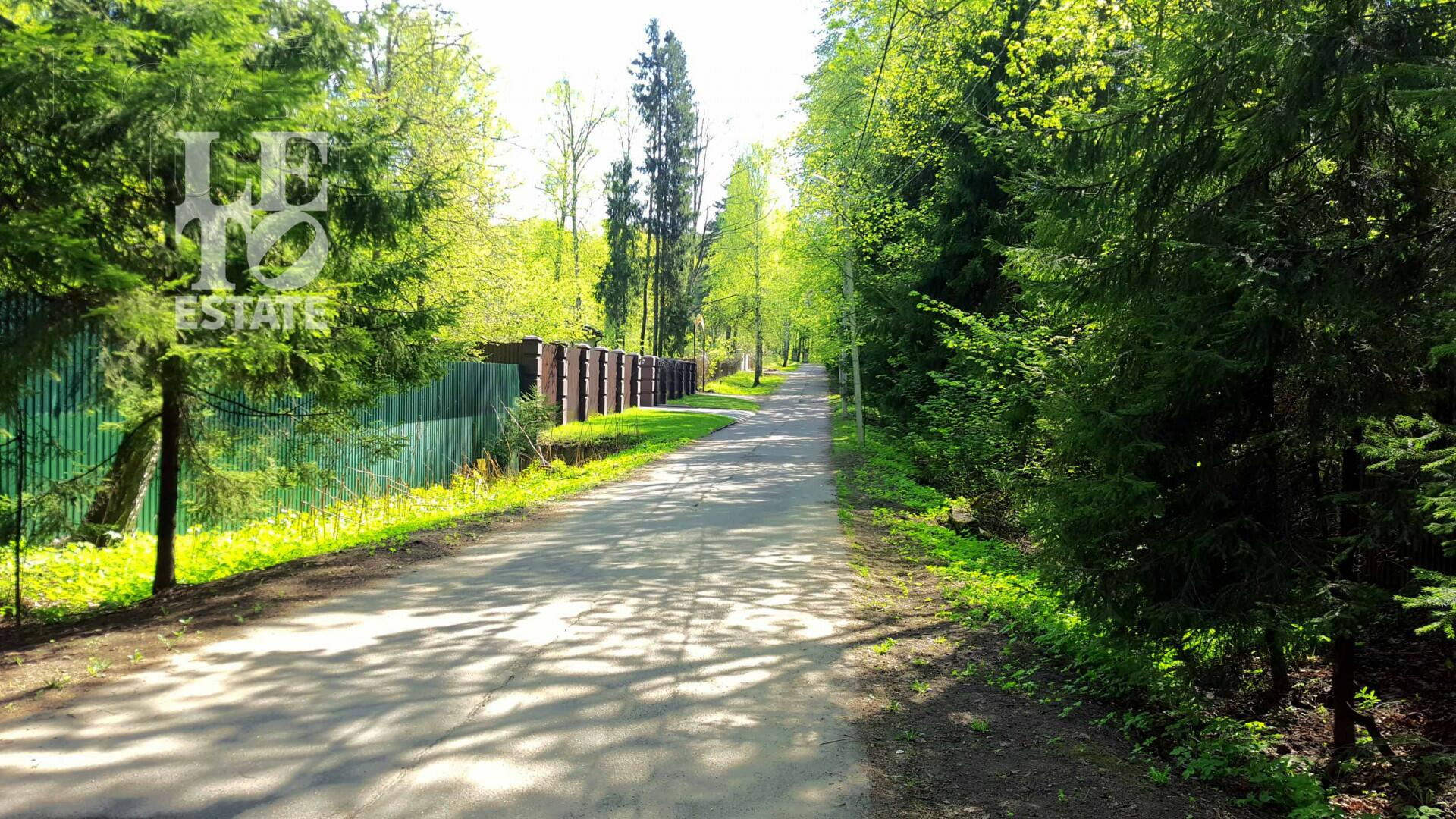 Участок 70.38 сот. в охраняемом поселке