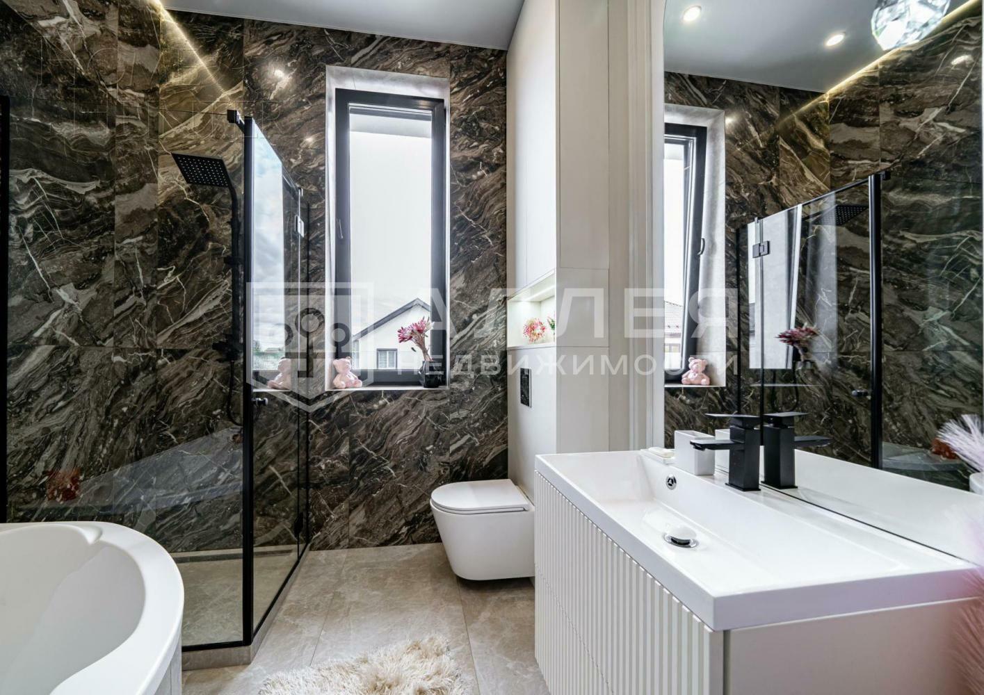 2-этажный коттедж 316 м² с отделкой