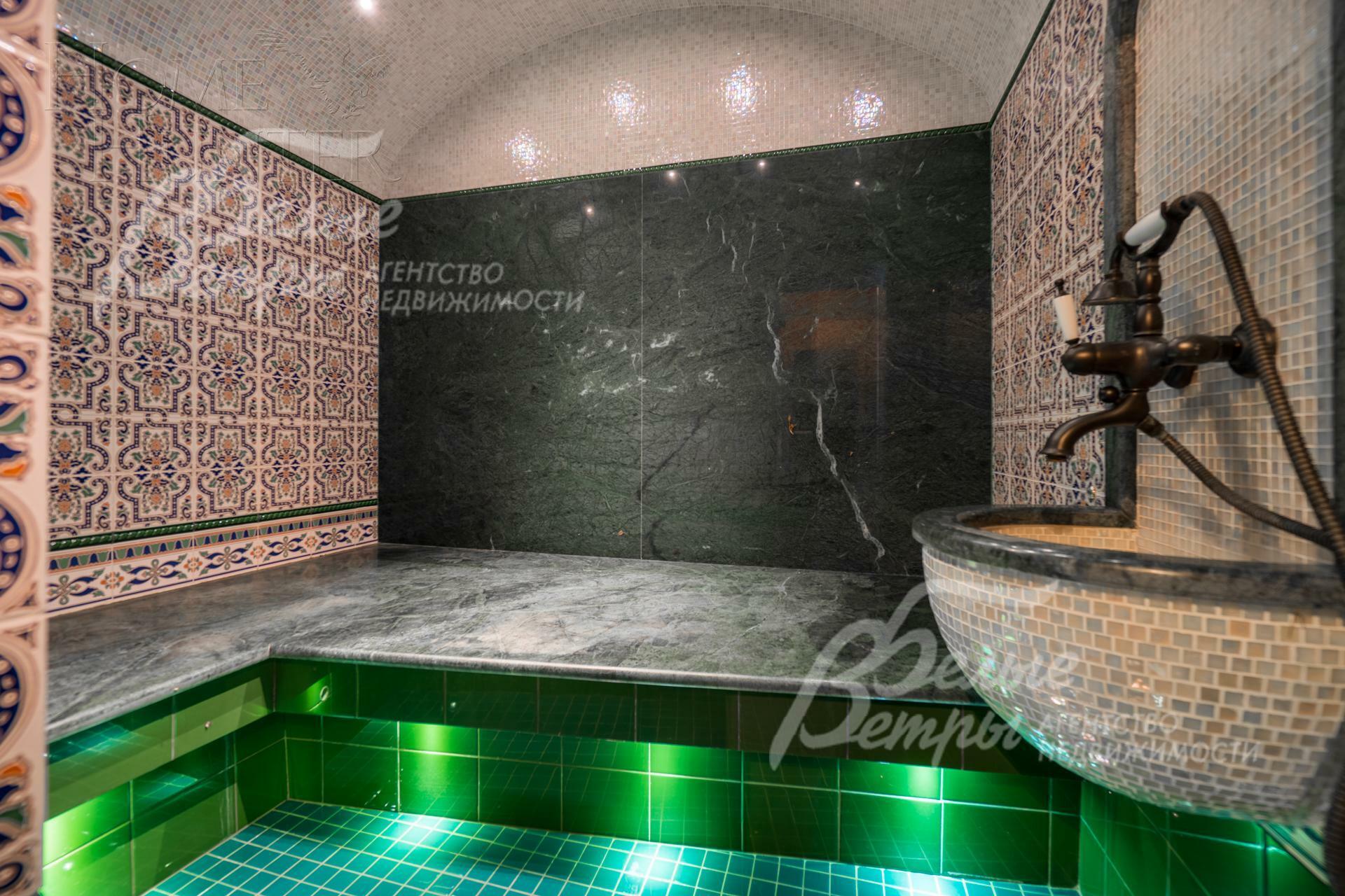 2-этажный коттедж 2 200 м² с отделкой