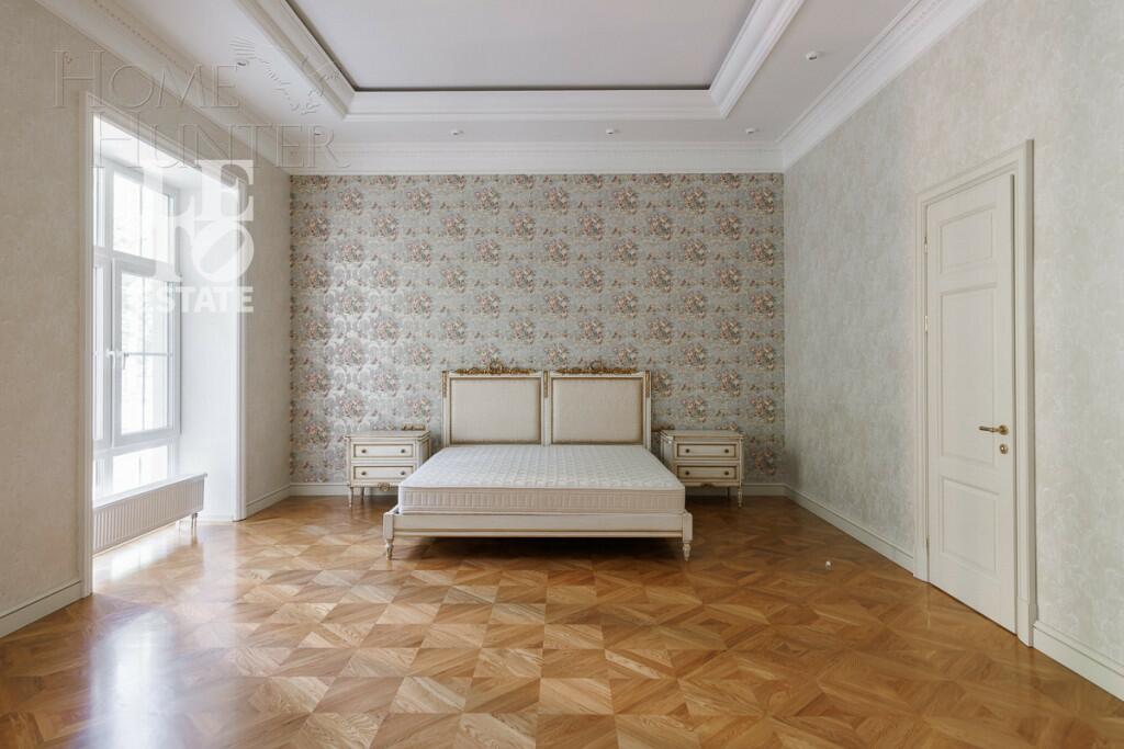 2-этажный коттедж 1 556 м² с отделкой