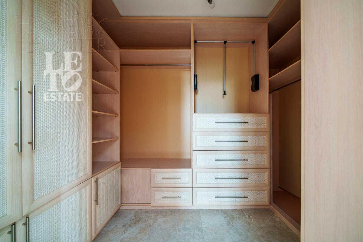 3-этажный коттедж 600 м² с отделкой