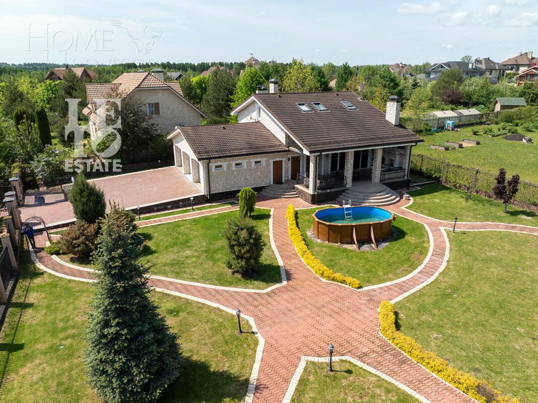 2-этажный коттедж 795 м² без отделки