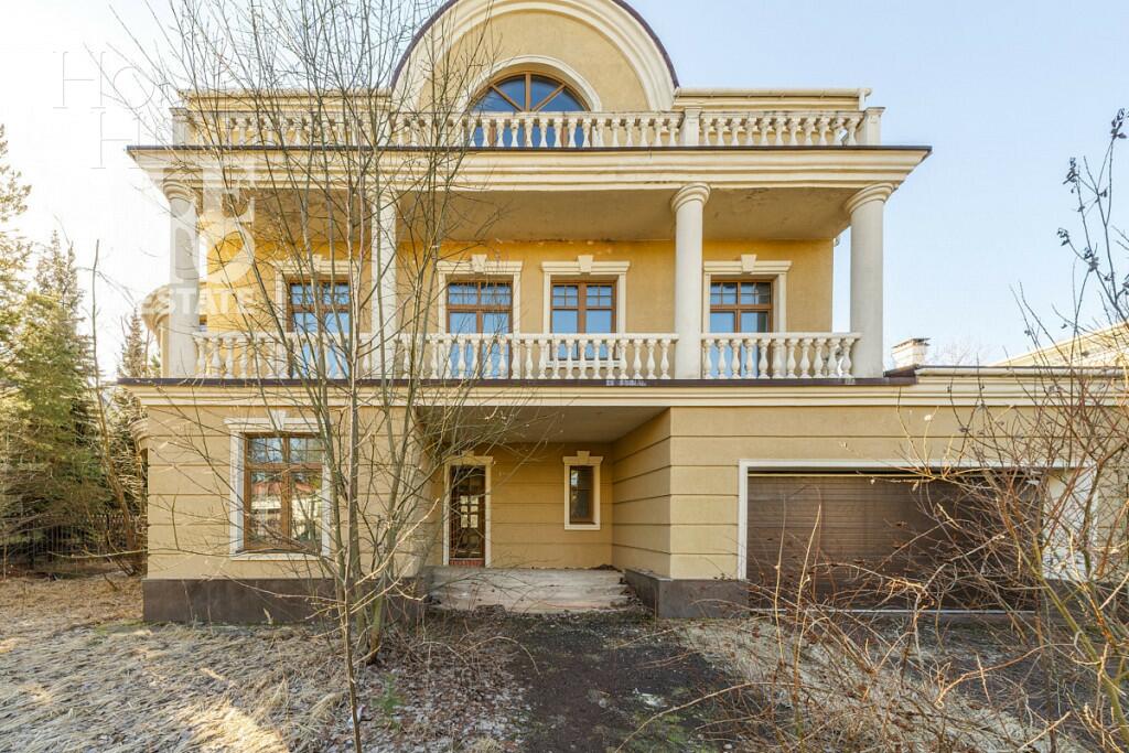 2-этажный коттедж 600 м² без отделки