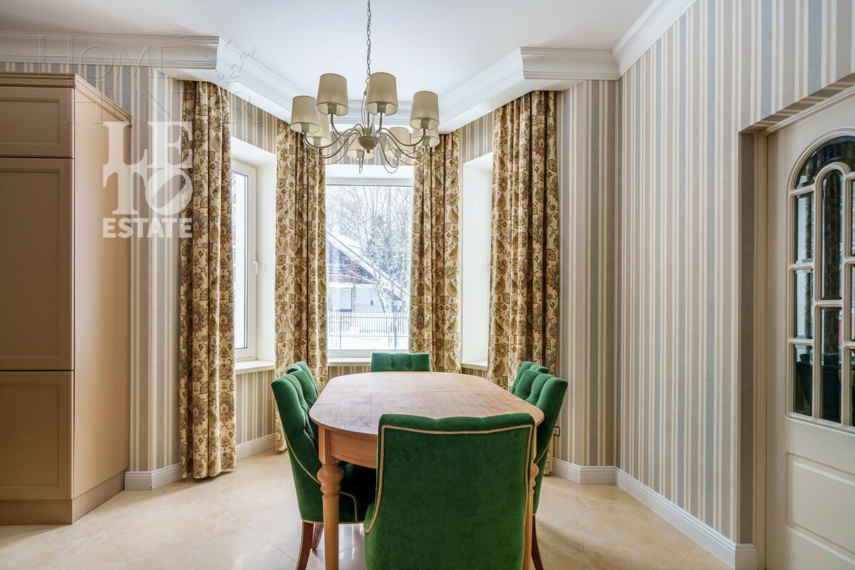 3-этажный коттедж 600 м² с отделкой